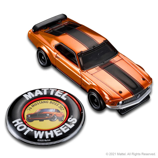 HOT WHEELS RLC MUSTANG BOSS 302 (2021) MEMBERSHIP CAR / VINTAGE BUTTON AND PATCH