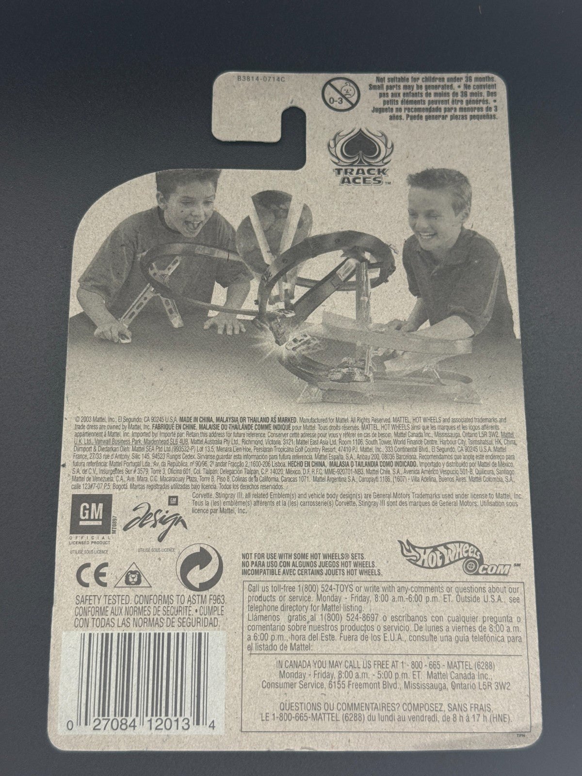 Hot Wheels Corvette Stingray III Track Aces Factory Sealed 2004 Set w Protector