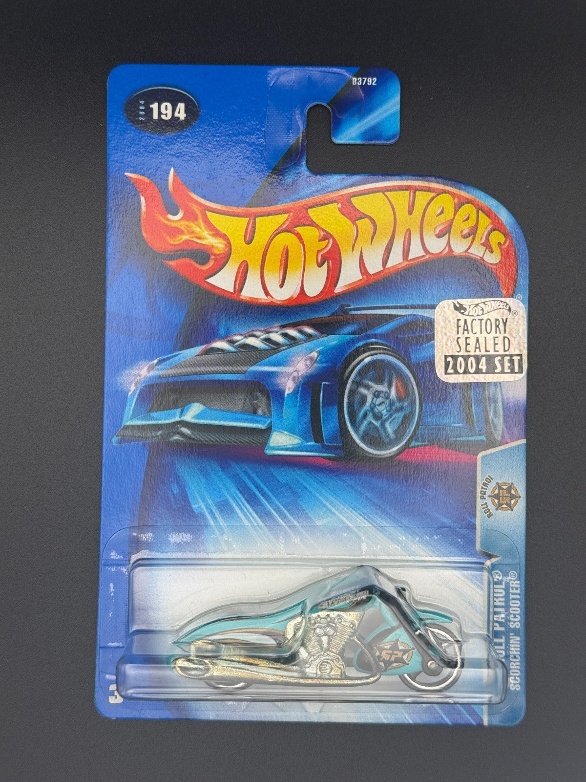Hot Wheels Scorchin' Scooter Roll Patrol Factory Sealed 2004 Set w Protector